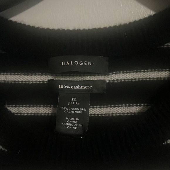 Cashmere sweater sz m petite stripped vlack white Halogen crew - Picture 2 of 5